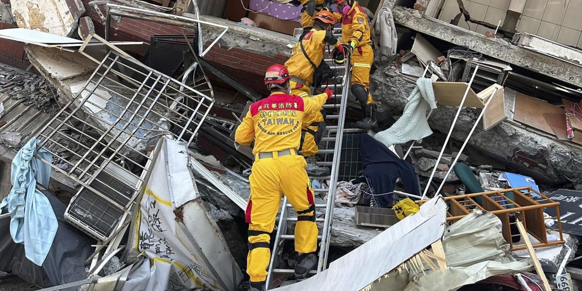Землетрясение магнитудой 7.0 потрясло Тайвань: тысячи домов остались без света Землетрясение магнитудой 7.0 потрясло Тайвань: тысячи домов остались без света